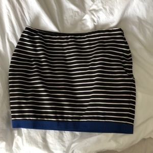 Ann Taylor black and white skirt
